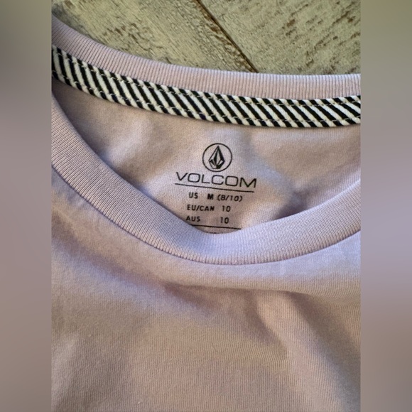 NWT LONG SLEEVE TEES SZ MEDIUM 8/0 - Picture 3 of 6